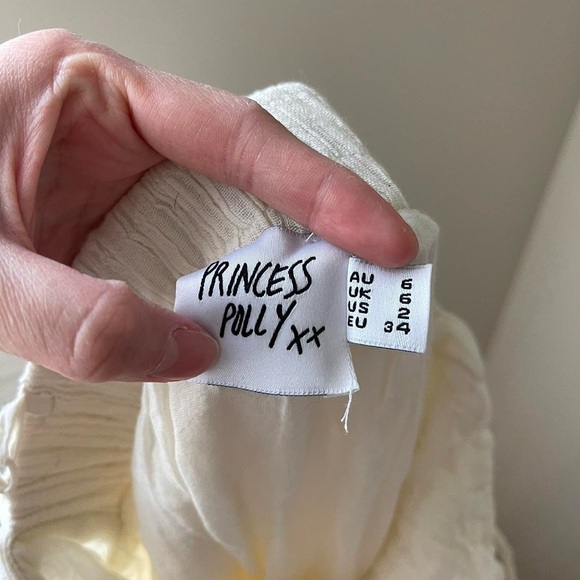 Princess Polly cream maxi dress
Size: US2 / UK6 - Picture 7 of 7